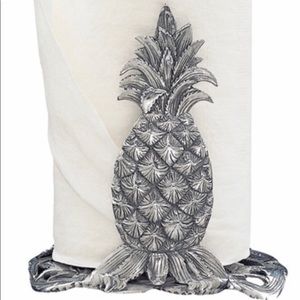 Arthur Court Pineapple paper towel holder